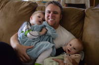 dsc_0269.jpg Data loads up with boys.