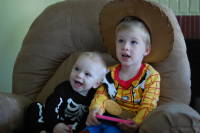 dsc_0894.jpg Woody and a skeleton for the school parties.