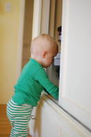 00073.jpg And I thought I had a lot of clothes.