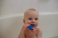 dsc_9841.jpg Devin tries out the bathtub his dad grew up in.