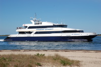 dsc_5822.jpg The speed boat we took on another run.