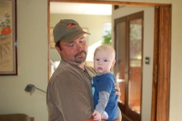 dsc_8839.jpg Dad's cousin John stopped by to help out