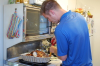 dsc_9366.jpg Keith helps out with the Turkey