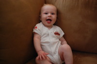 dsc_1089.jpg Devin sportin' his Giants gear