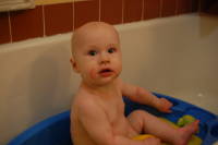 dsc_3026.jpg Splish splash Devin was taking a bath