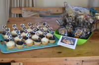 dsc_6629.jpg Prepped for the Angry Birds party.