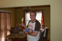 dsc_2287.jpg Vince learns to juggle taking care of Devin while drinking at the same time.